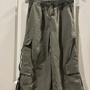 Bobbles & Lace wide leg nylon cargo utility PullOn pants pockets galore size S